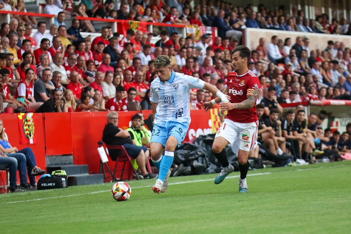 La gran final por el ascenso entre el Nástic y el Málaga CF, en imágenes