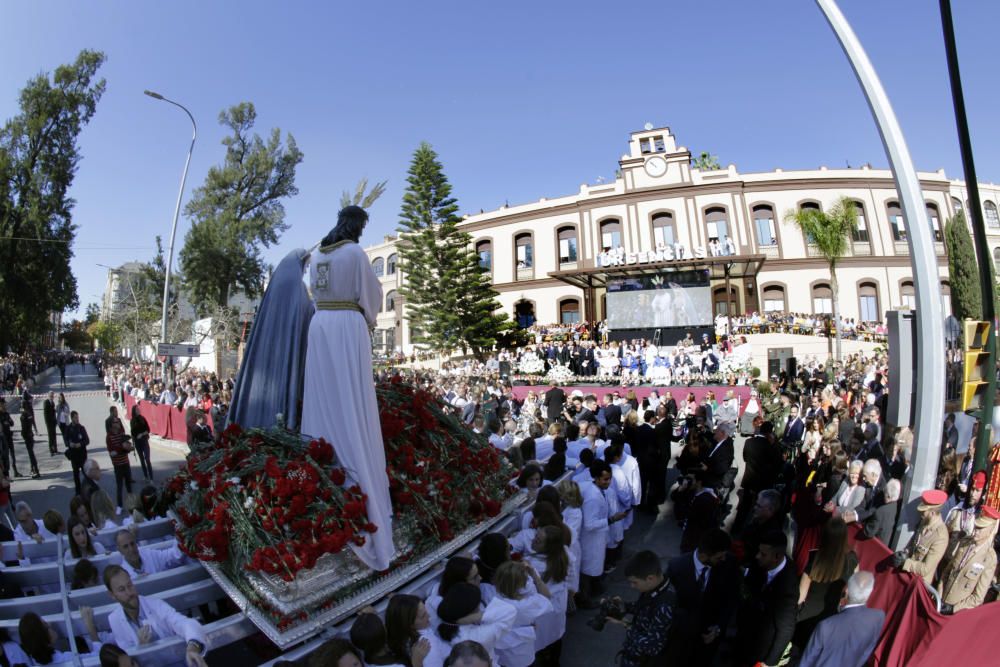 Misa del Alba y traslado del Cautivo y la Virgen de la Trinidad