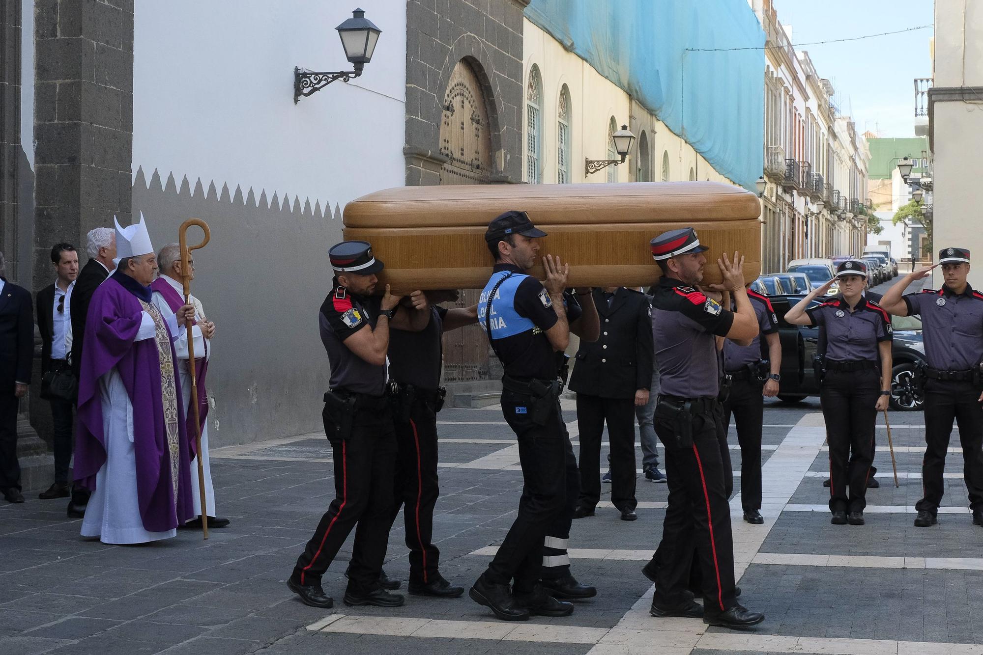 Capilla ardiente y funeral de Lorenzo Olarte