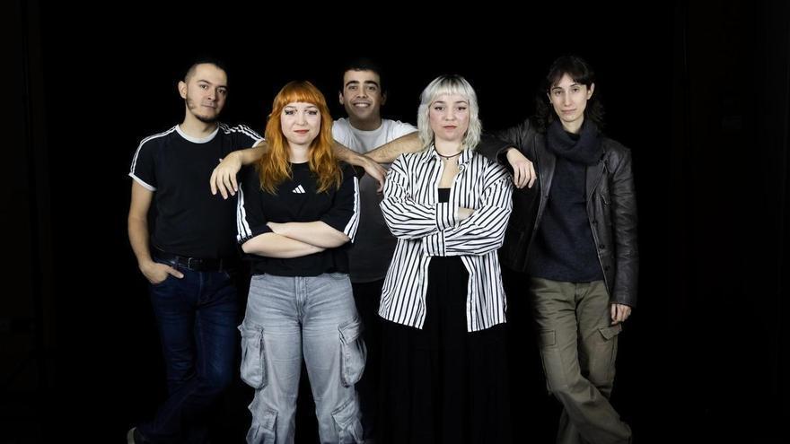 El grupo Las chavalas gana Emerge Vibra Mahou y se suma al cartel del Low Festival de Torrevieja