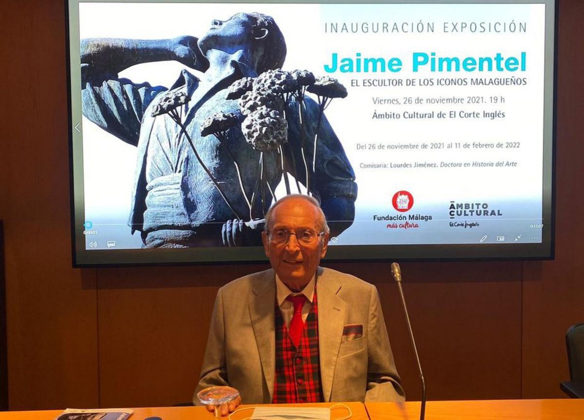 El escultor Jaime Pimentel, en la inauguración de la muestra. | L.O.
