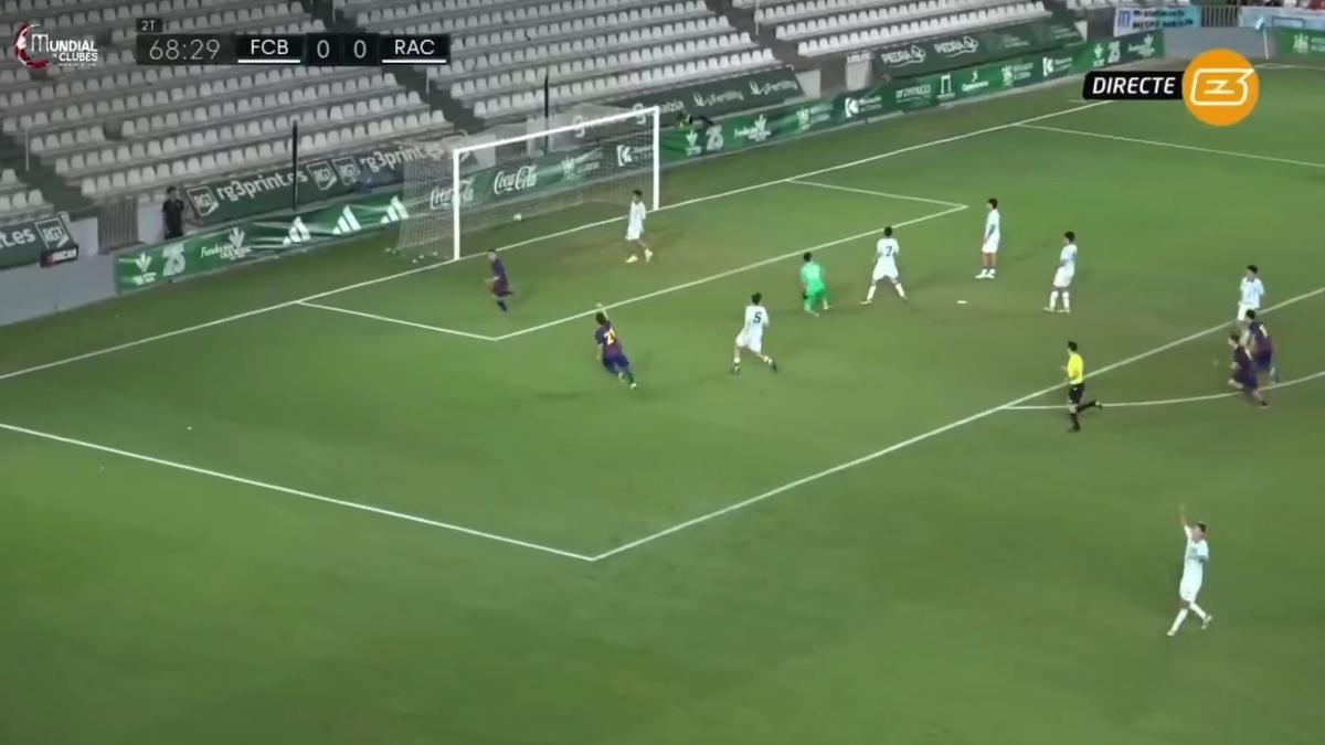 Gol de Artem Rybak. Espectacular lo que está jugando el mediapunta ucraniano.