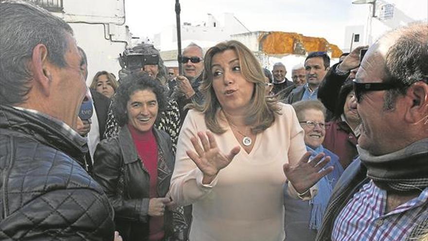 Sánchez se postula en Sevilla y Susana Díaz mantiene su silencio