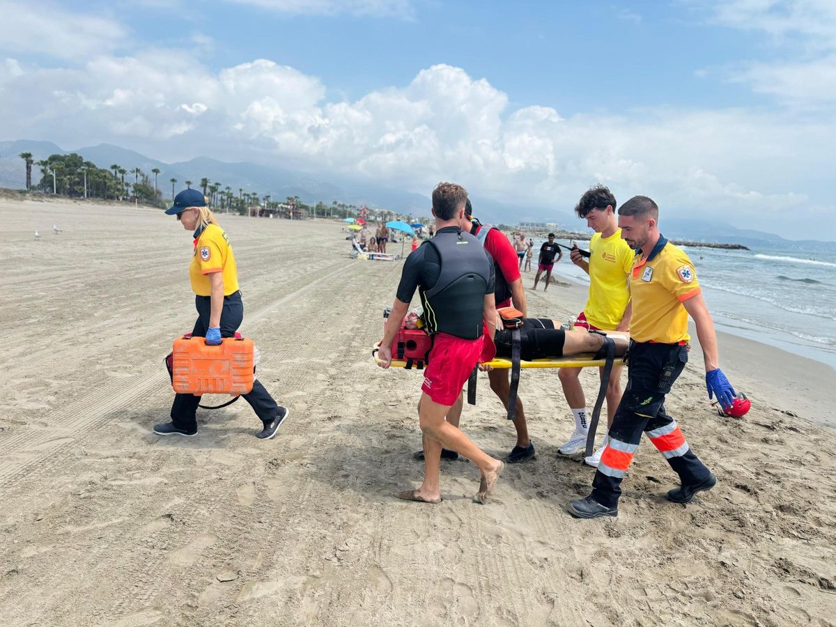 Un momento del simulacro en la playa.