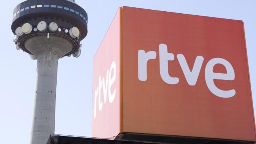 Los profesionales de RTVE ven con preocupación los cambios en la Ley de la Radio y Televisión.