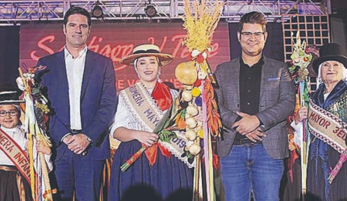 Elección de las romeras en Santiago del Teide.