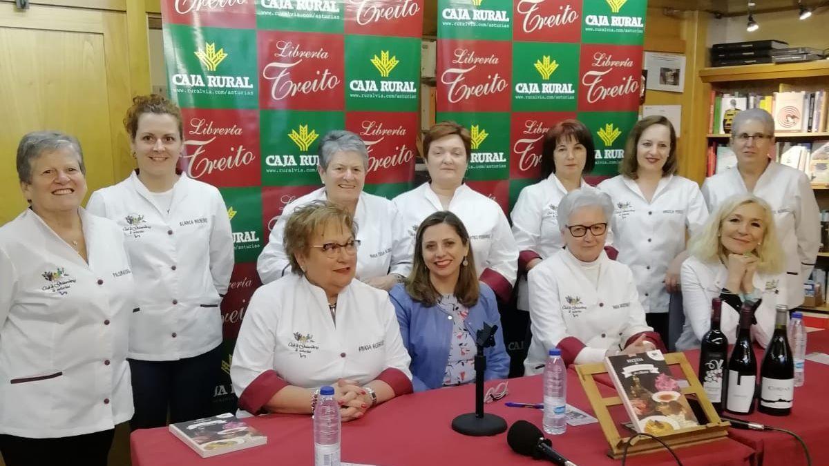 La "Comisión de los Ocho", María Neira y las Guisanderas de Asturias, medallas del Principado del 2021