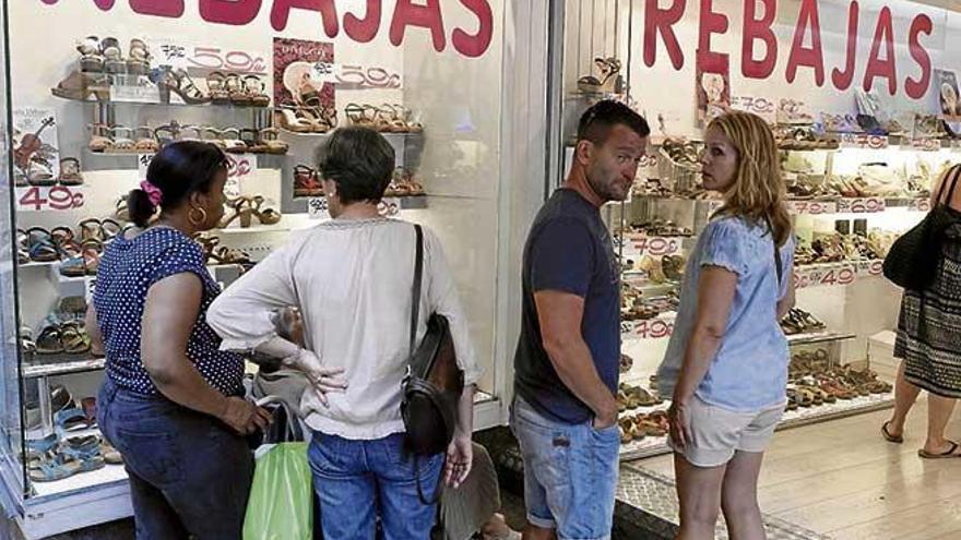 Las rebajas se iniciarán un día antes de lo habitual.