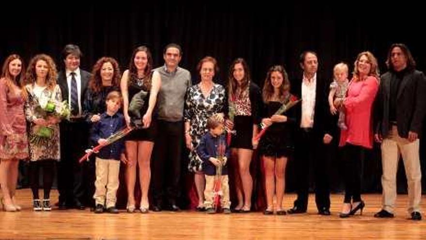 Reconocimiento y entrega del Premi l&#039;Alfàs 2013 a la Familia Such