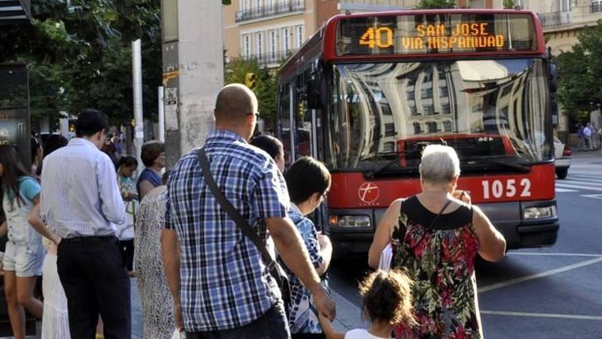 El bus supera el número de usuarios del tranvía