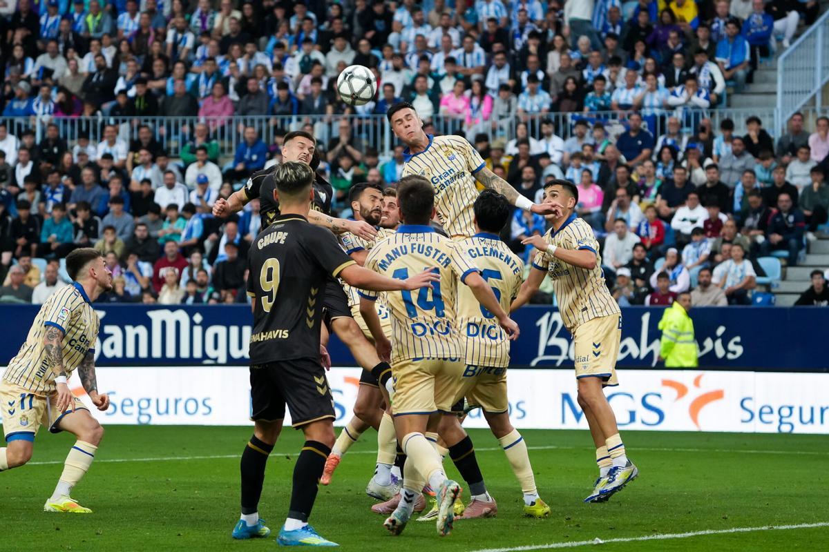 El Málaga CF - UD Las Palmas, en imágenes