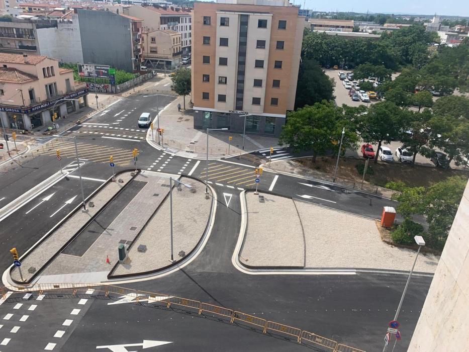 Reobre el carrer de Barcelona després de dos mesos d'obres