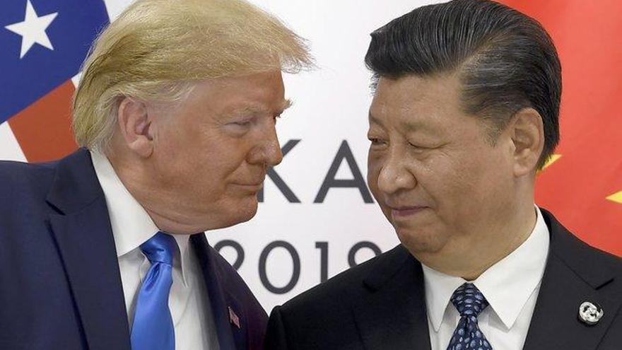 Xi garantiza a Trump que la economía china seguirá creciendo pese al virus