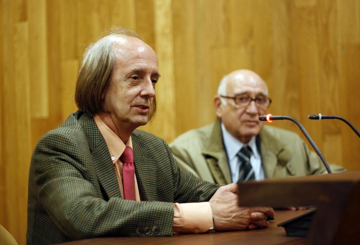 José Garnería junto al artista castellonense Luis Prades en una charla en el Museu de Belles Arts de Castelló.