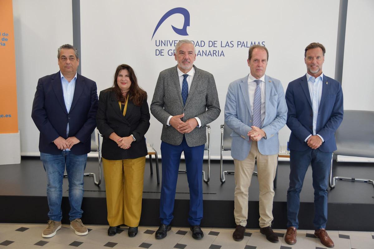 Miguel Ángel Acosta, Julieta Schallenberg, Lluís Serra, José Manuel Sanabria y Ciro Gutiérrez