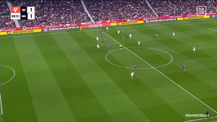 ?Hab赤a fuera de juego en el gol del Sevilla!