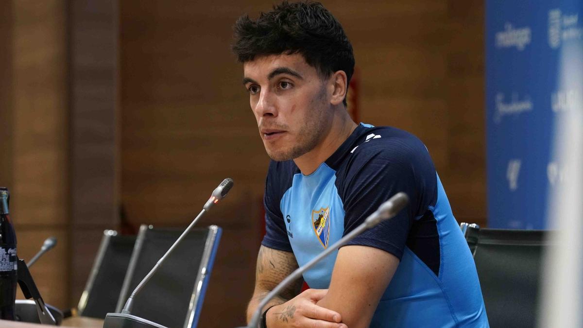 Julen Lobete, en rueda de prensa.