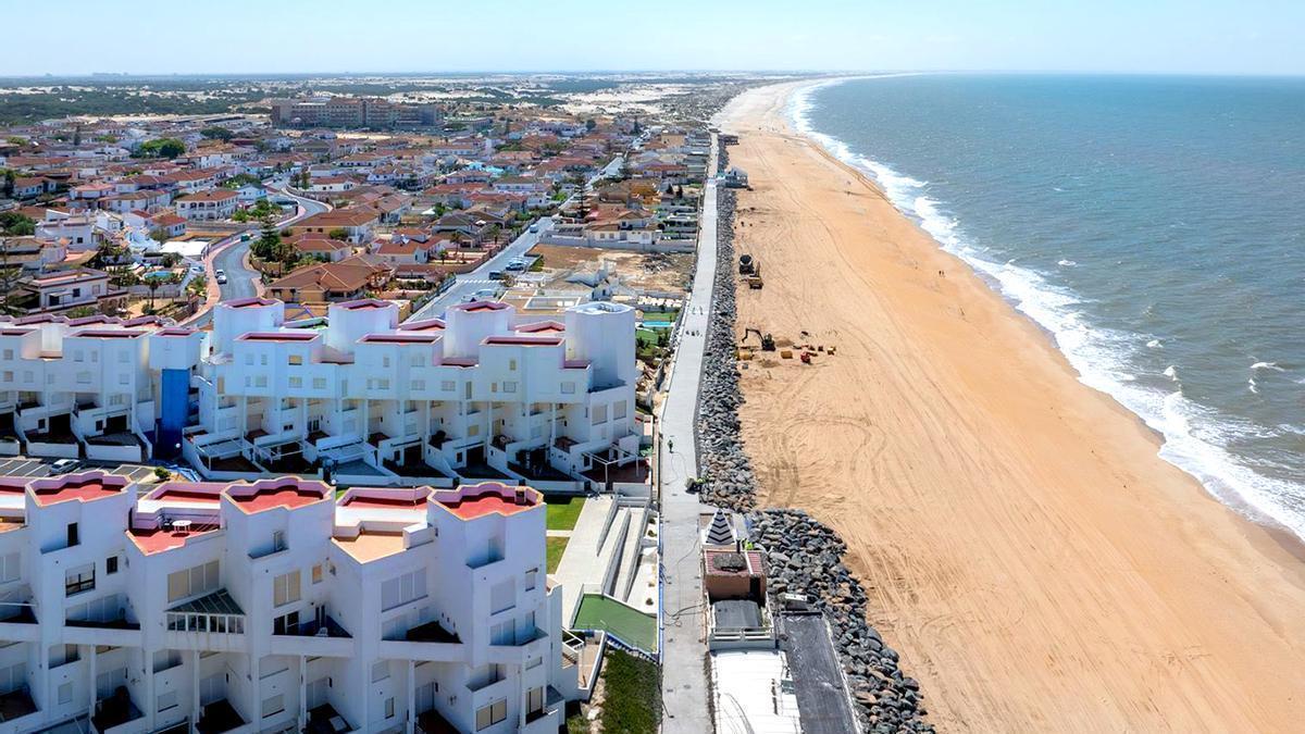 Imagen aérea del paseo marítimo el 19 de mayo.