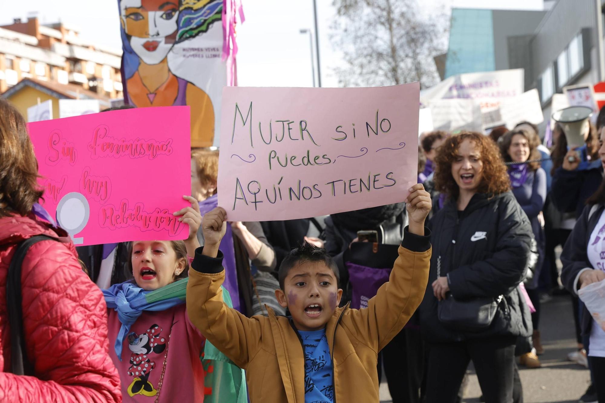 Así fue la manifestación del 25N en Pola de Siero