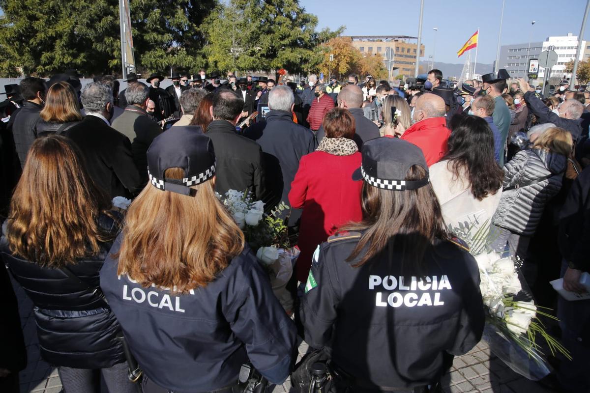 Homenaje a las policías locales Mª Ángeles García y Soledad Muñoz en el 25º aniversario de su asesinato