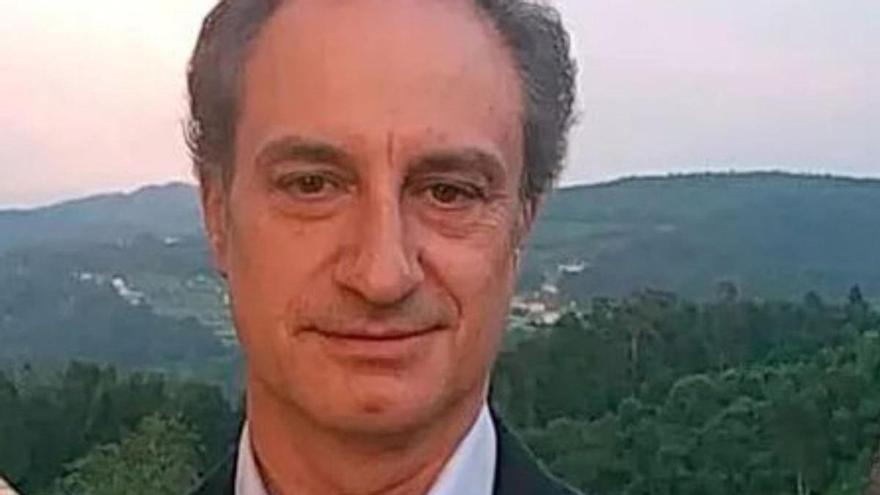 Carlos Folgar, veterinario: «Tendremos que aprender a convivir con la gripe aviar»