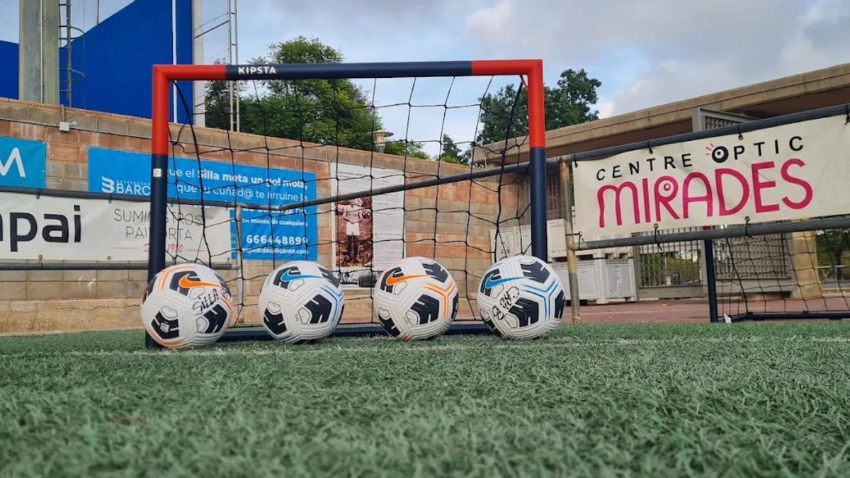 Torneo de fútbol base en Silla.