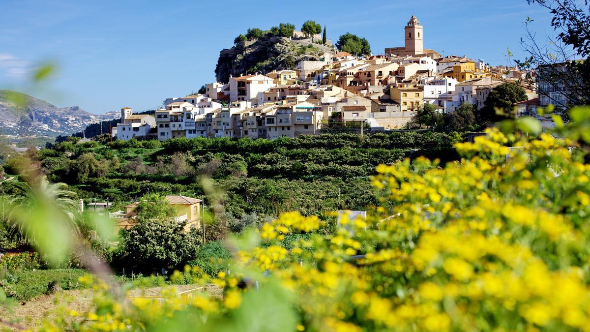 Pueblos bonitos de Alicante | Los 5 pueblos con encanto que podrás  descubrir en la provincia de Alicante