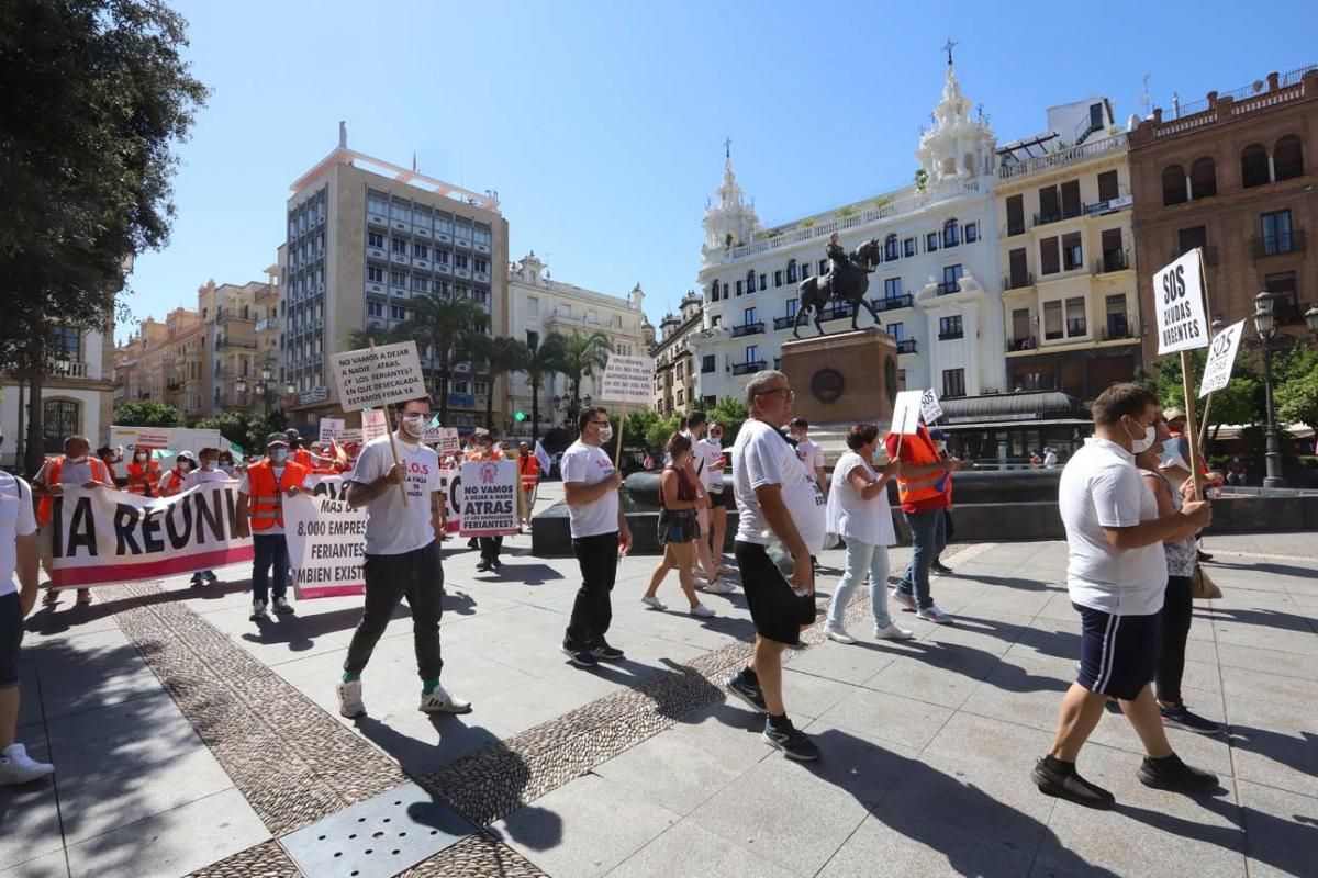 Los feriantes se sienten olvidados