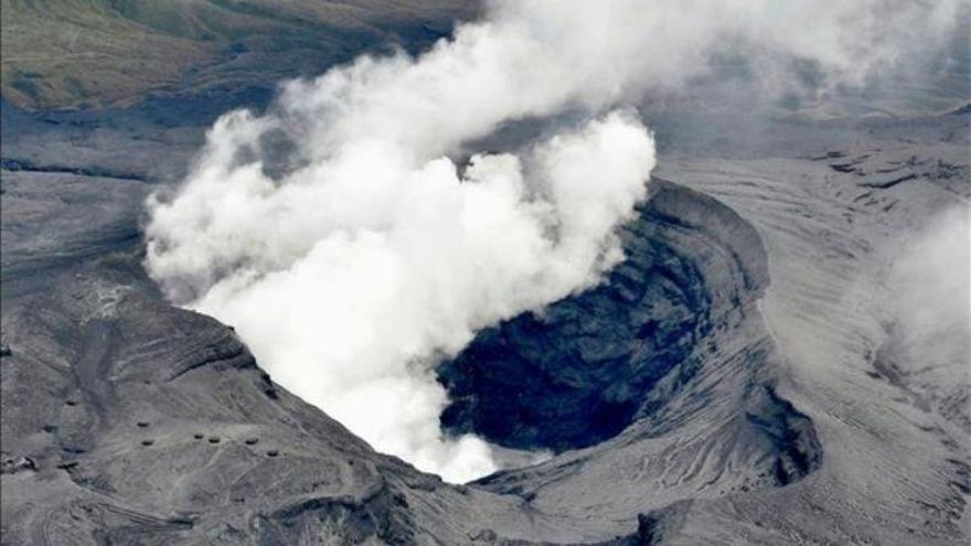 El volcán Aso de Japón registra su primera erupción explosiva en 36 años