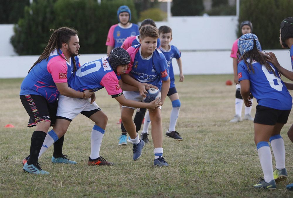 Estreles de Morvedre, un equipo modesto en Baladre, que transmite los valores del rugby, más allá del terreno de juego.