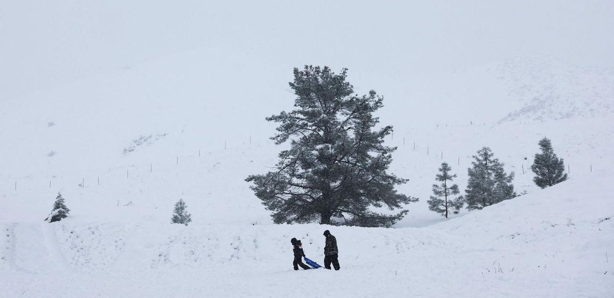 Fuertes nevadas en el sur de California