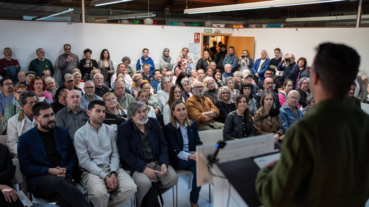 El alcalde Josep Martínez durante presentación de la programación del 50 aniversario de Badia del Vallès