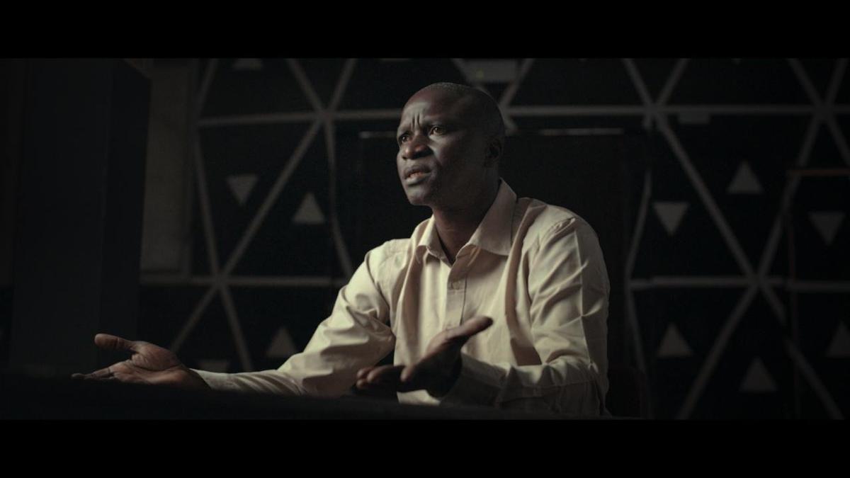 Babacar, una de las víctimas del sacerdote escolapio Manel Sales, habla por primera vez sobre los abusos en el documental 'La Fugida. Veritats Ocultes'.