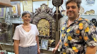 El día que Lady Di compró damasquinado en una tienda de Toledo: Rosa todavía lo recuerda, "no me lo podía creer"
