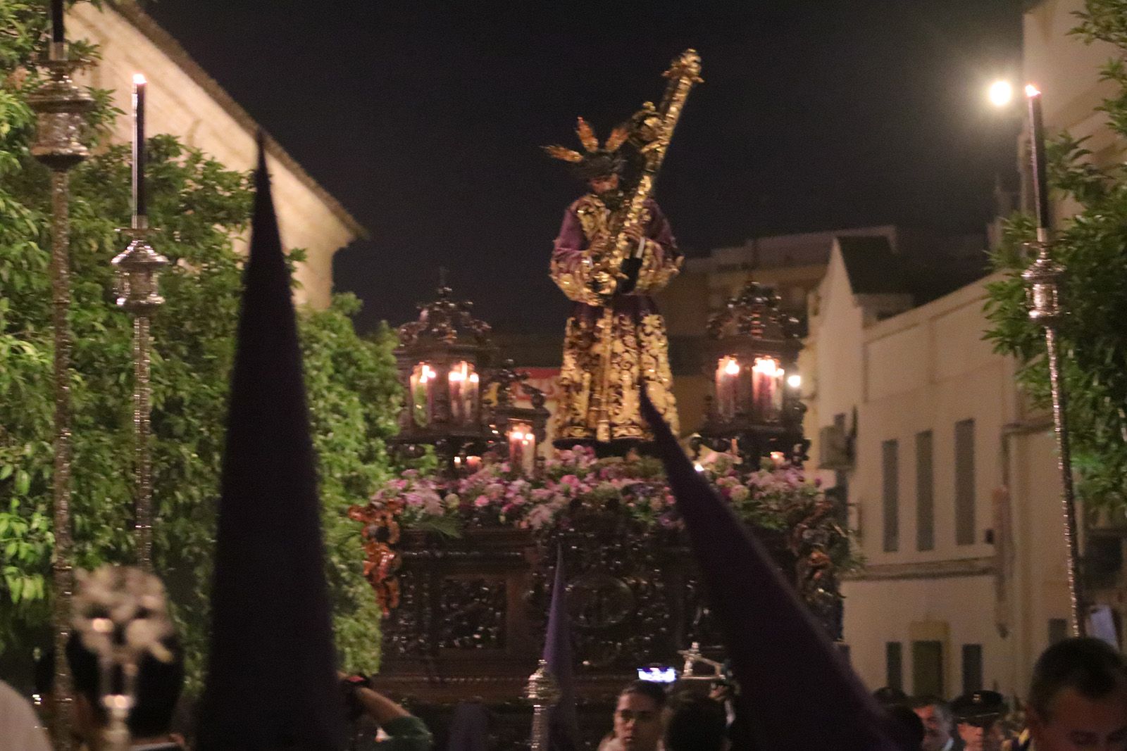 La Hermandad de Pasión recorre el Alcázar Viejo