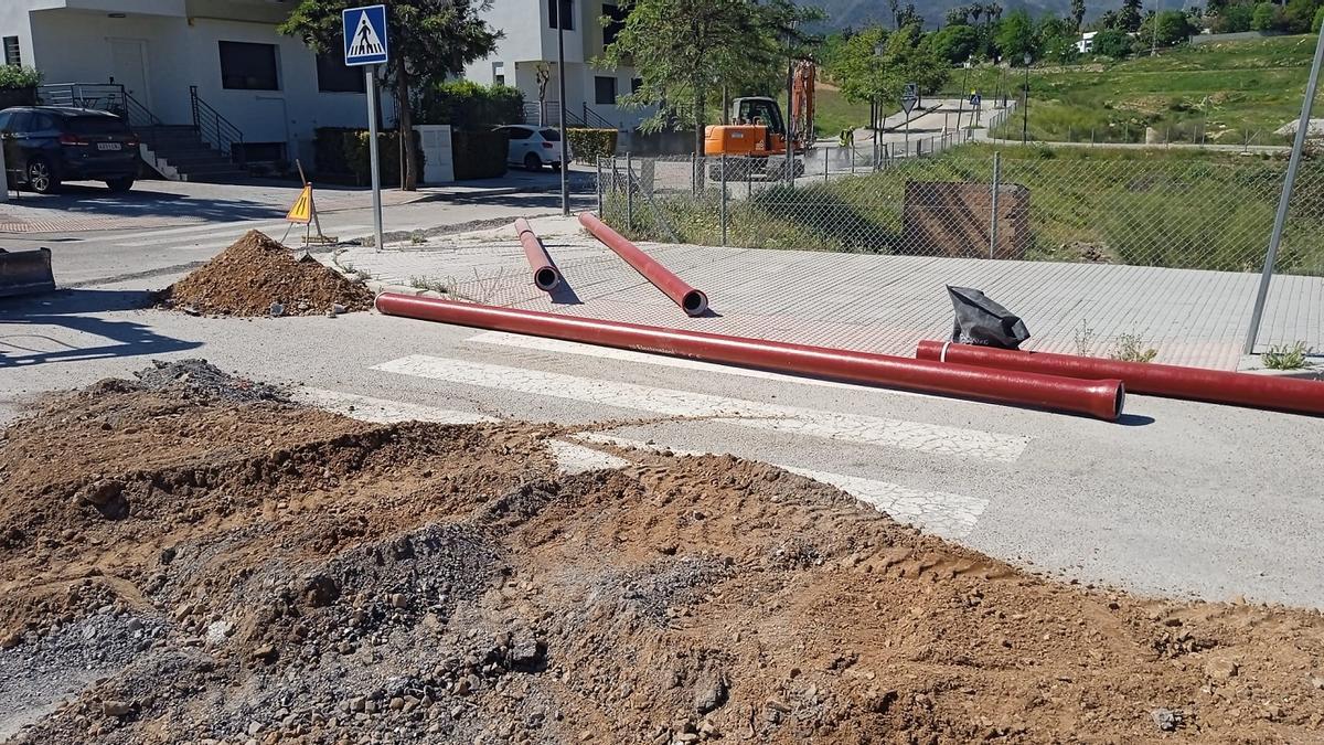 Alhaurín ha inciaido las obras para mejorar la depuración de las aguas residuales en Peralta.