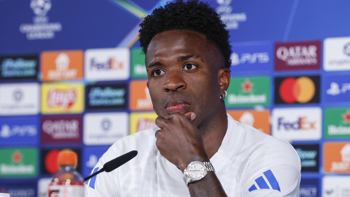 Vinícius en rueda de prensa.