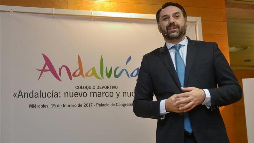 La Junta, a disposición de empresarios para que no sufran &quot;extorsión&quot; por parte de turistas ingleses