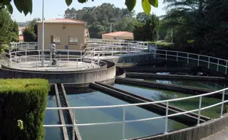 Los municipios de la comarca de A Coruña empiezan a limitar el uso del agua