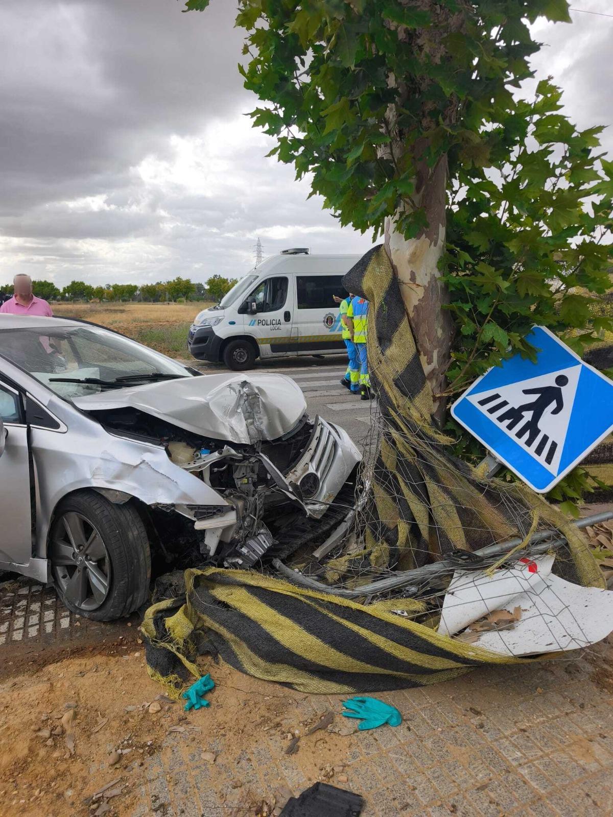 Estado en el que quedó el vehículo tras el aparatoso accidente.