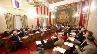 El pleno de Alicante, en directo | Compromís acepta el reto de Llopis, con matices: "Dimita y aprobaremos el Presupuesto"