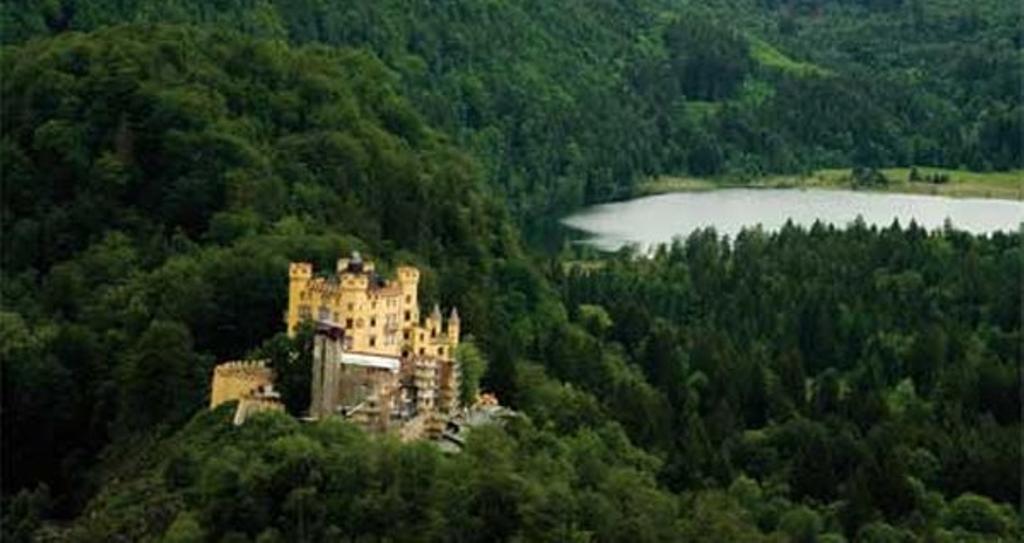 El monarca Luis II pasó su infancia y parte de su adolescencia en el Castillo de Hohenschangau.