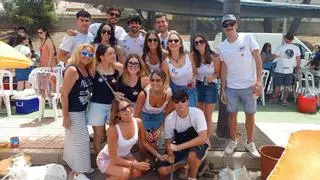 El primer concurso de paellas reúne en Benicàssim a 500 personas y 35 peñas