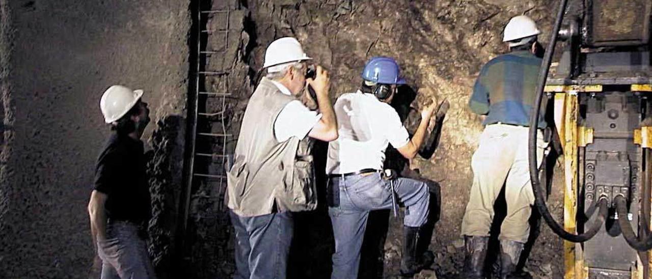 Trabajos en el túnel del Fabar.