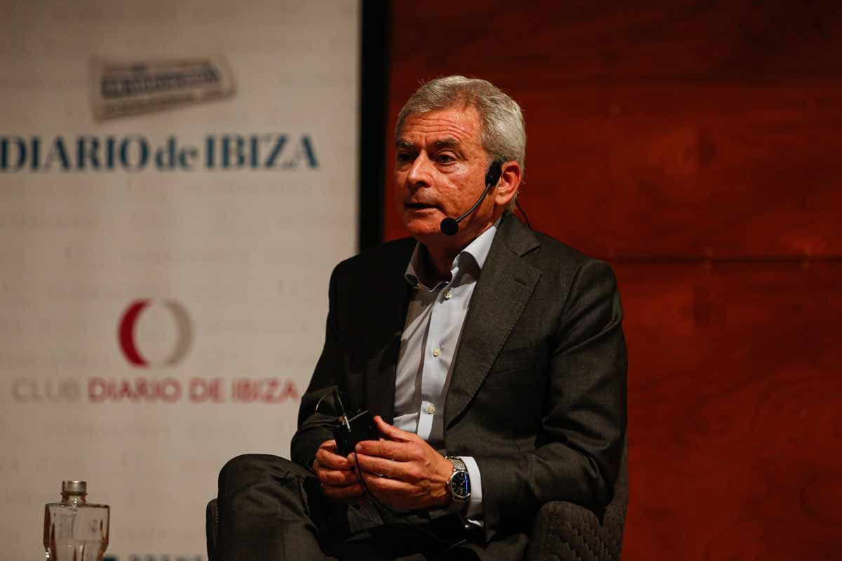 Galería de imágenes del debate sobre el valor del agua en el Club Diario de Ibiza