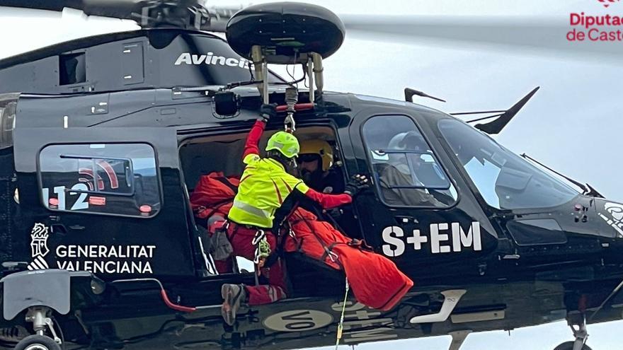 Imagen del espectacular rescate a una escaladora francesa en Borriol