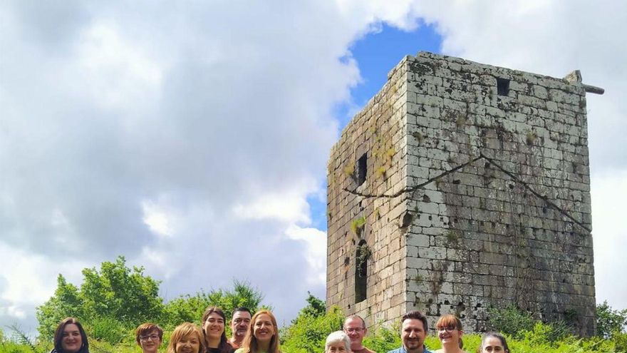 Móvete realiza la ruta del PP (Patrimonio en Peligro) de A Estrada
