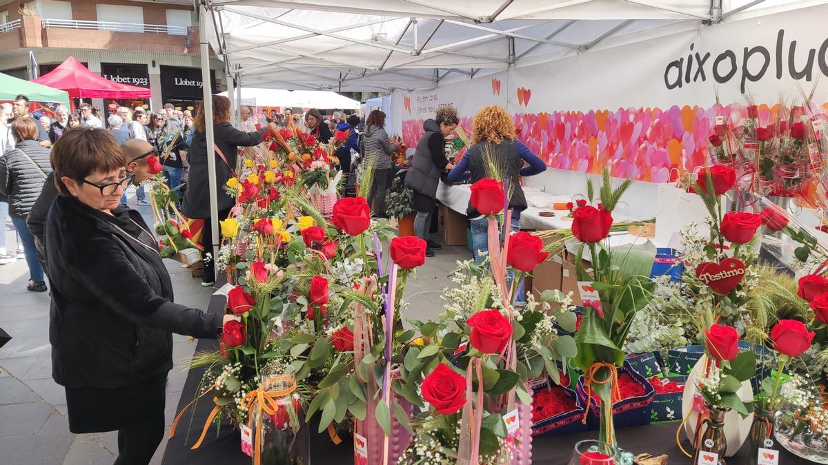 Una parada de flors al Passeig Pere III a Manresa aquest matí