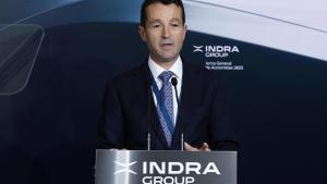 Indra tira endavant  la compra d’Hispasat entre crítiques