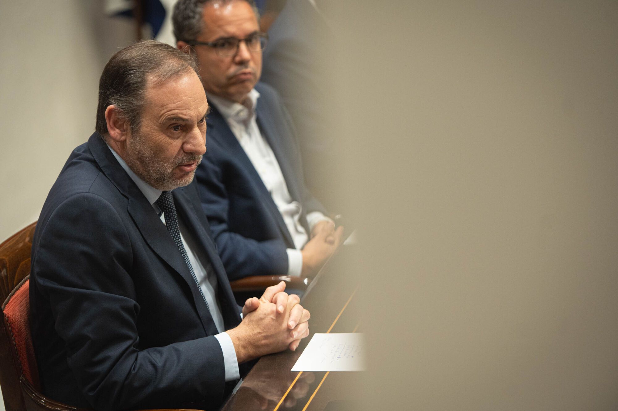 José Luis Ábalos comparece en el Parlamento de Canarias.